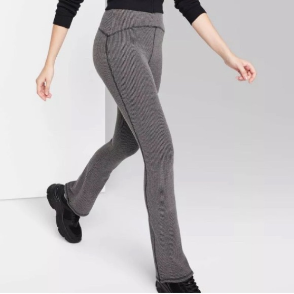 **WHOLE SET** Wild Fable Ribbed Shirt and Pant Set - Picture 3 of 7